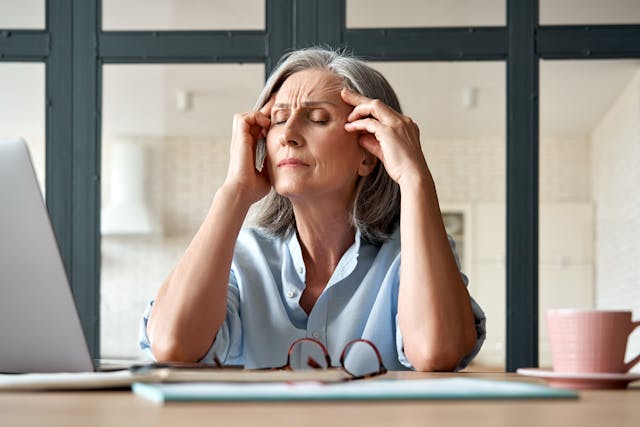 Study links acute physical activity increases to hot flashes | Image Credit: © insta_photos - © insta_photos - stock.adobe.com.