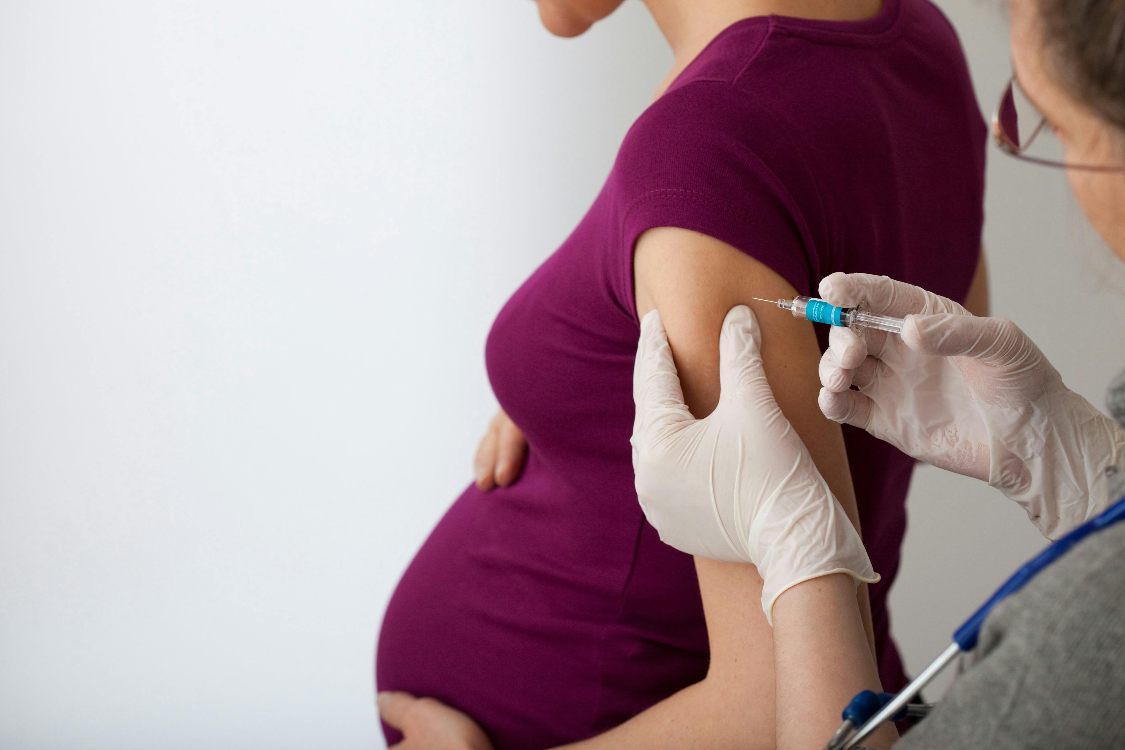 Whooping cough vaccine approved for use during third trimester