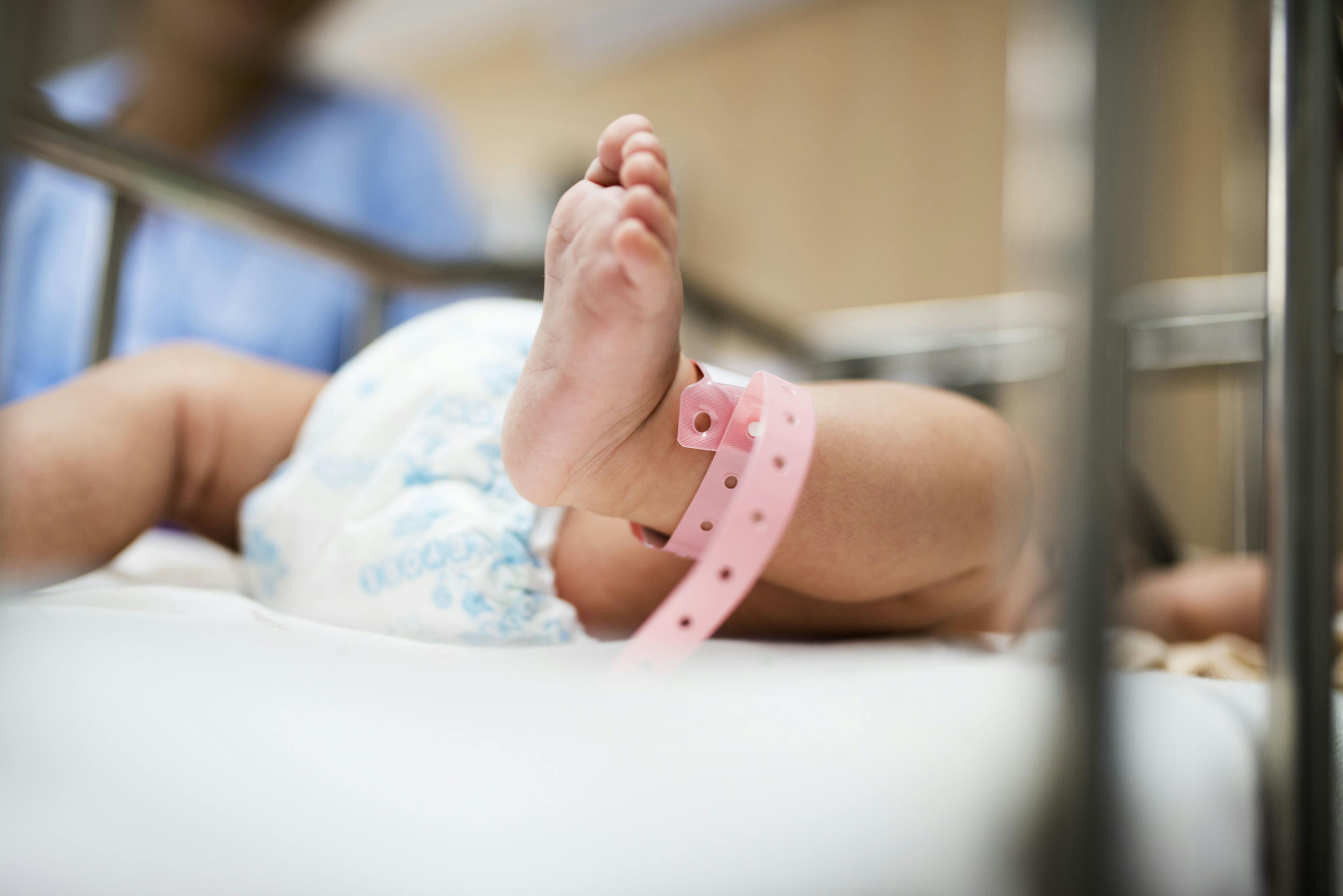 Neonatal mastitis prevalence and treatment outcomes