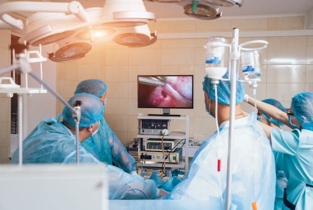 Major vascular injury incurred at laparoscopy